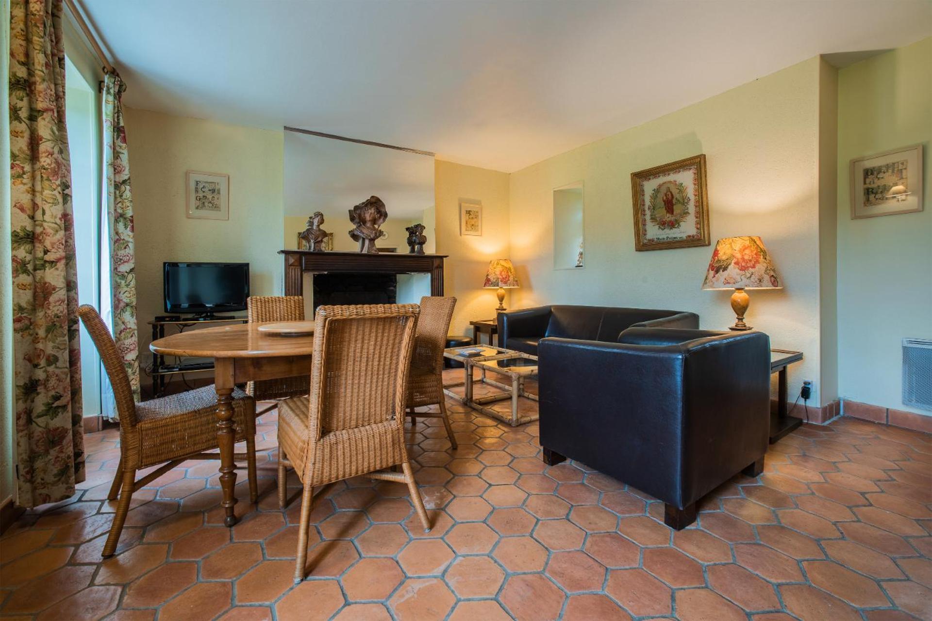 Holiday Home Chateau De Bouceel Mont Saint Michel Vergoncey Cameră foto